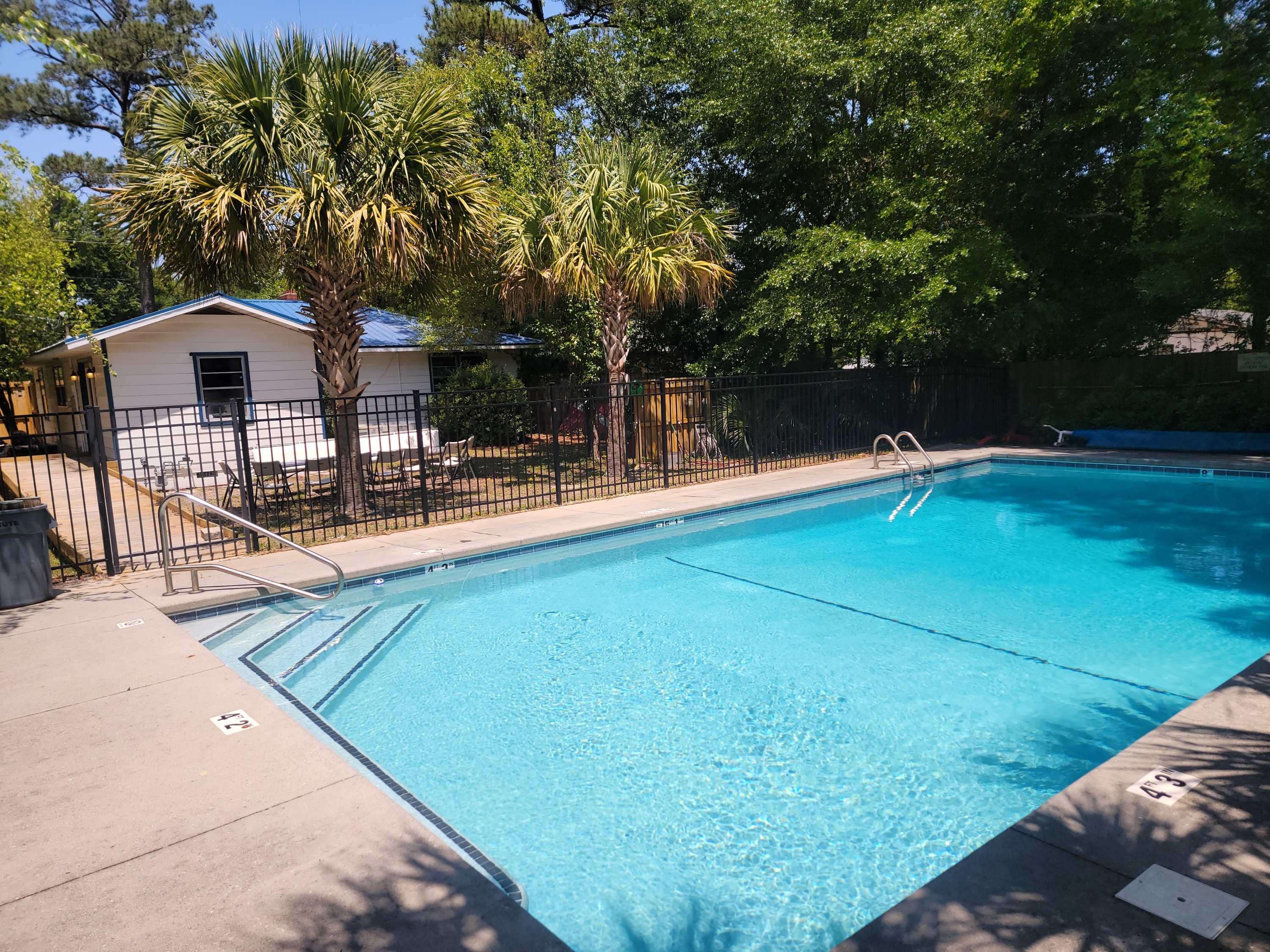 Commercial pool facility photo 9